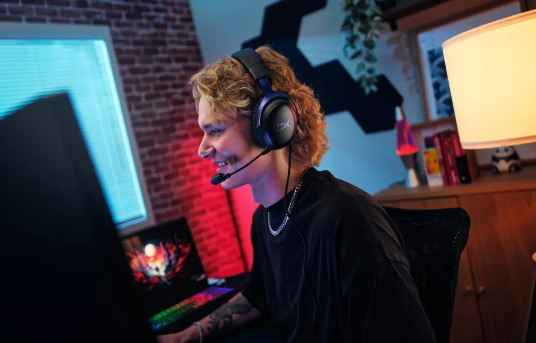 HyperX Cloud III D0SX6AA Game Headset - 53mm Drivers - USB-C/3.5mm - Zwart/Blauw - afbeelding 5 van 6