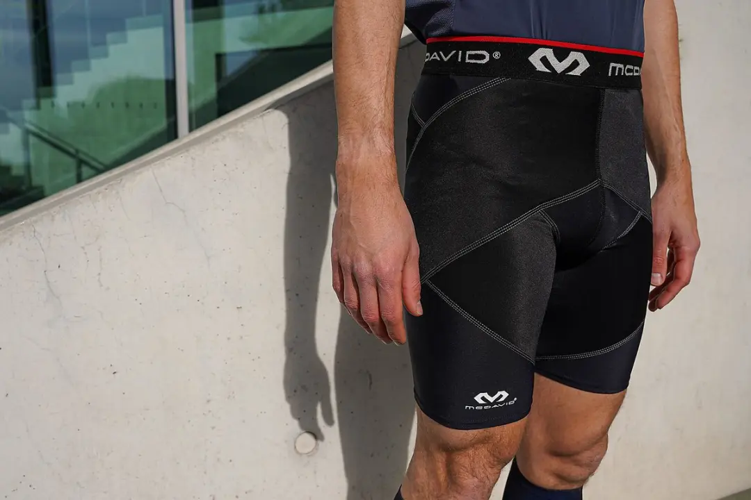 McDavid Cross Compression Short 8200 - XXL Zwart - afbeelding 4 van 6