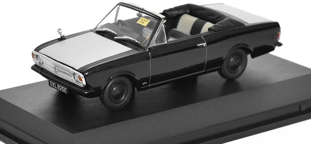 Modelauto Ford Cortina MKII Crayford convertible black/white