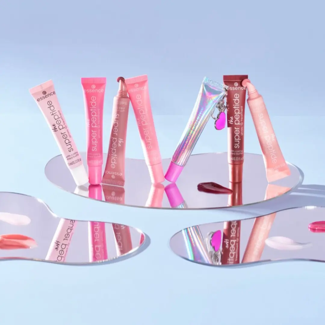 Essence The Super Peptide Glossy Lip Treatment 10ml - Cherrylicious - afbeelding 2 van 6