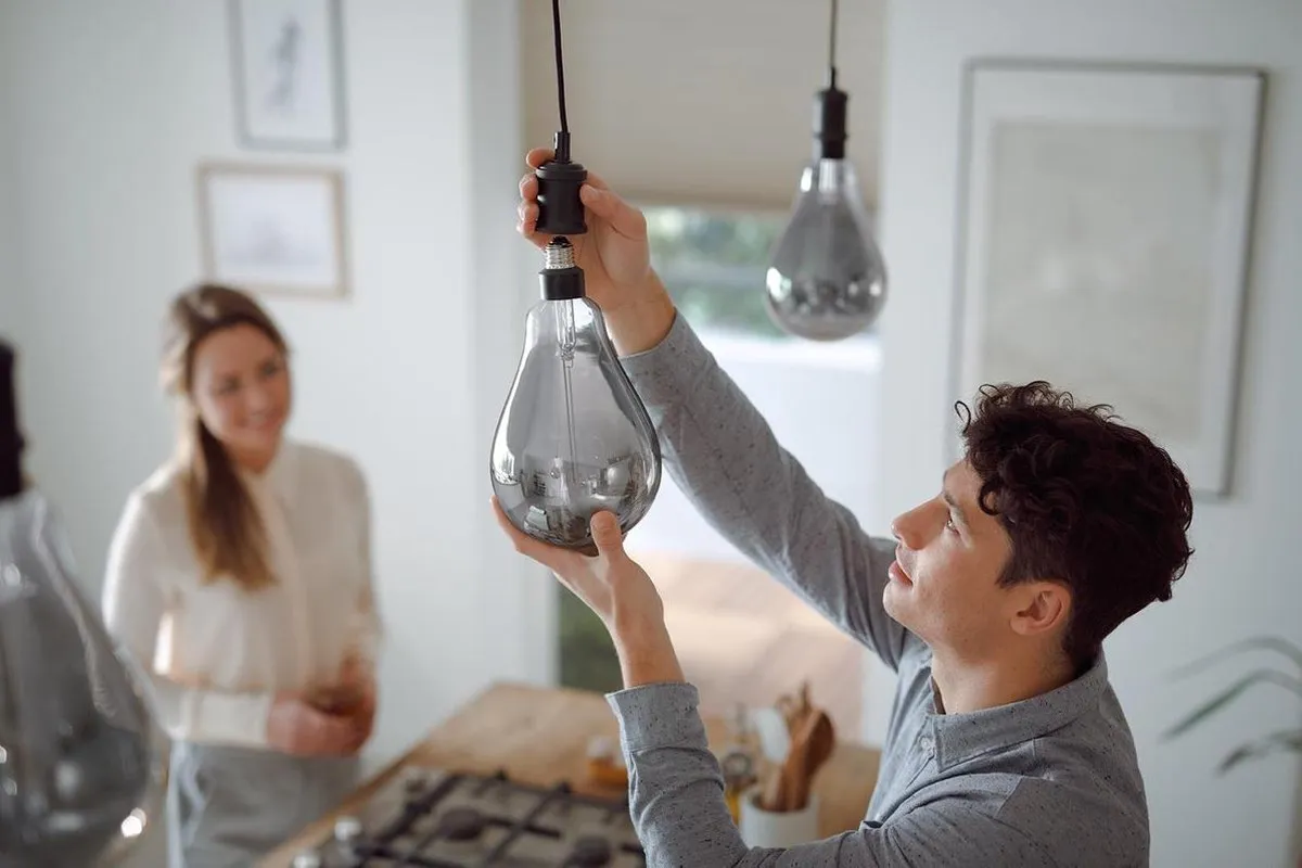 Philips LED Ballon E27 6.5W Koelwit Mat - 4000K