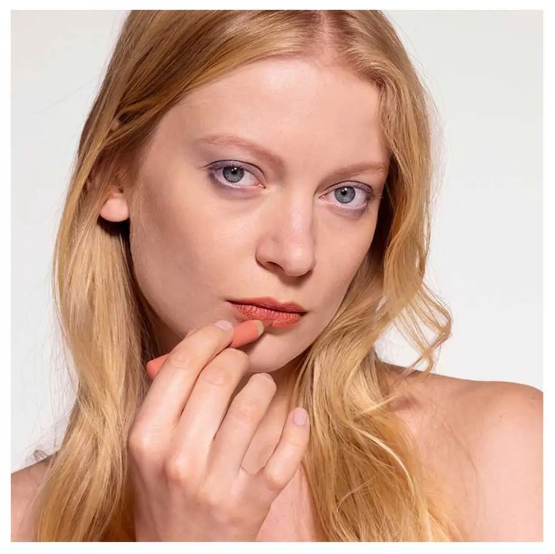 Dr. Hauschka Lippenpotlood Perzik - afbeelding 4 van 5