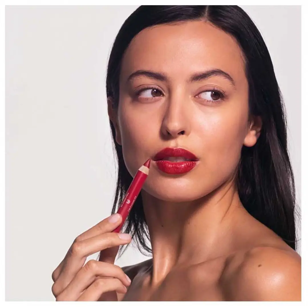 Dr. Hauschka Lippenpotlood Kers 02 - 2,69 ml - afbeelding 2 van 5
