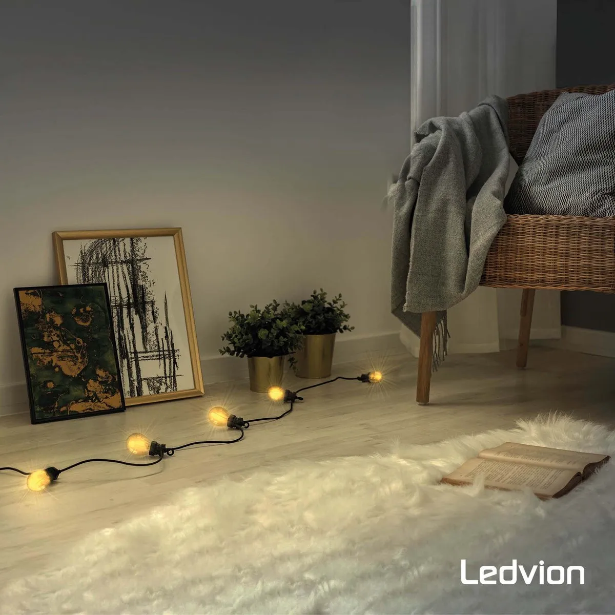 LEDVION E27 LED Lamp Goud 1W - 2100K
