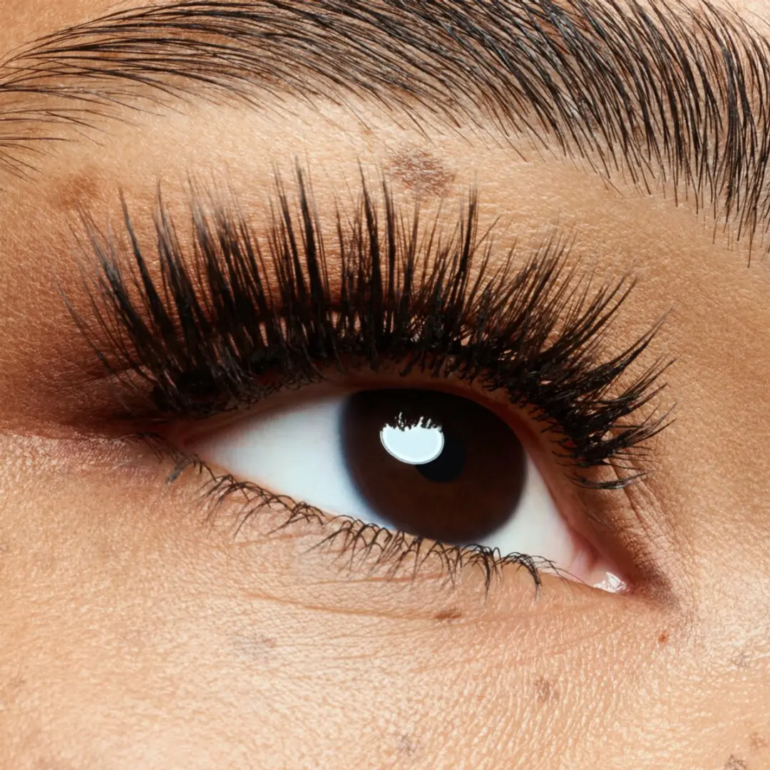 Essence What The Fake! False Lashes 01 - 1g - afbeelding 3 van 6