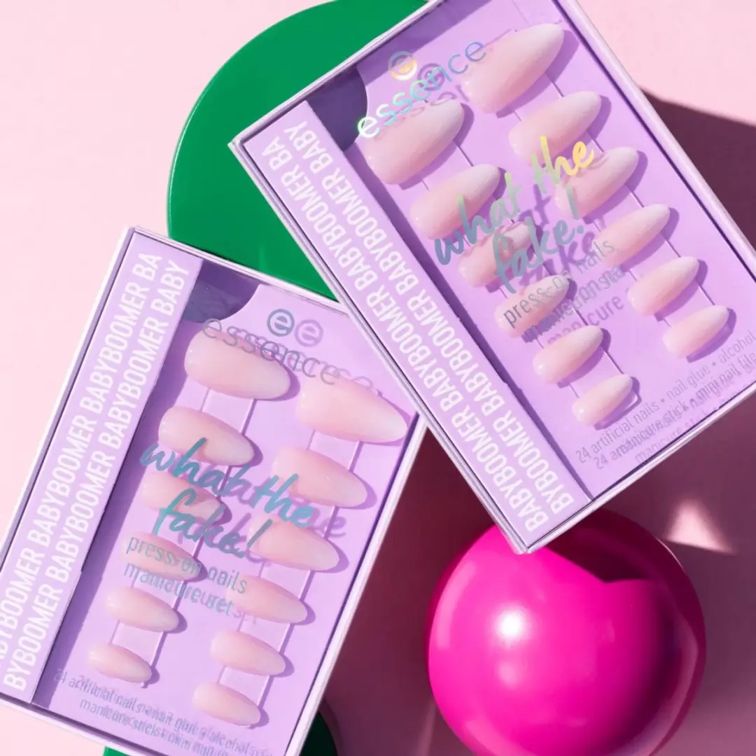 Essence What the Fake! Press-On Nagels 03 Babyboomer - afbeelding 4 van 5