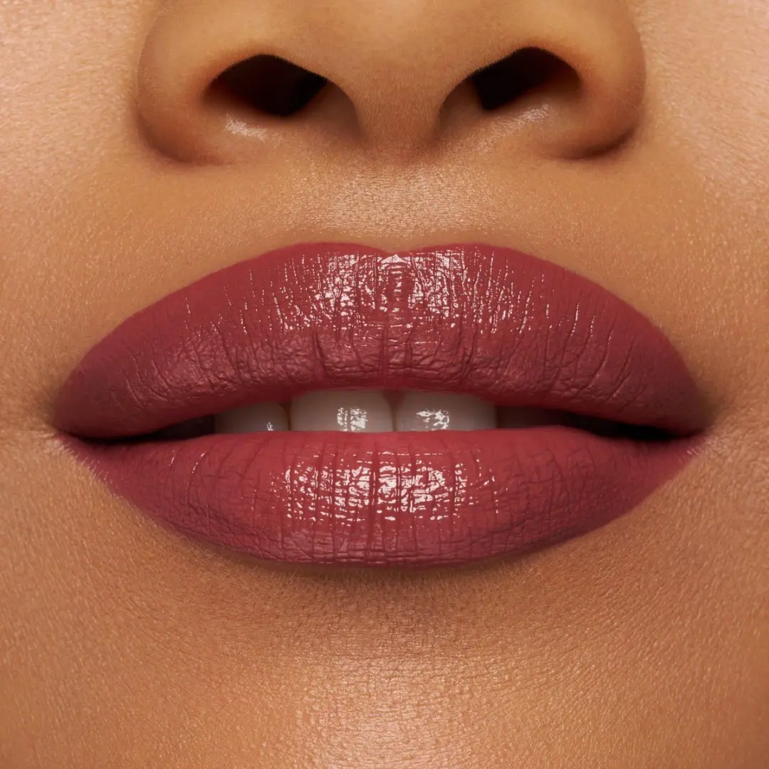 Essence Satin Glow Lippenstift 05 Chai There! - 3.5 g - afbeelding 4 van 6