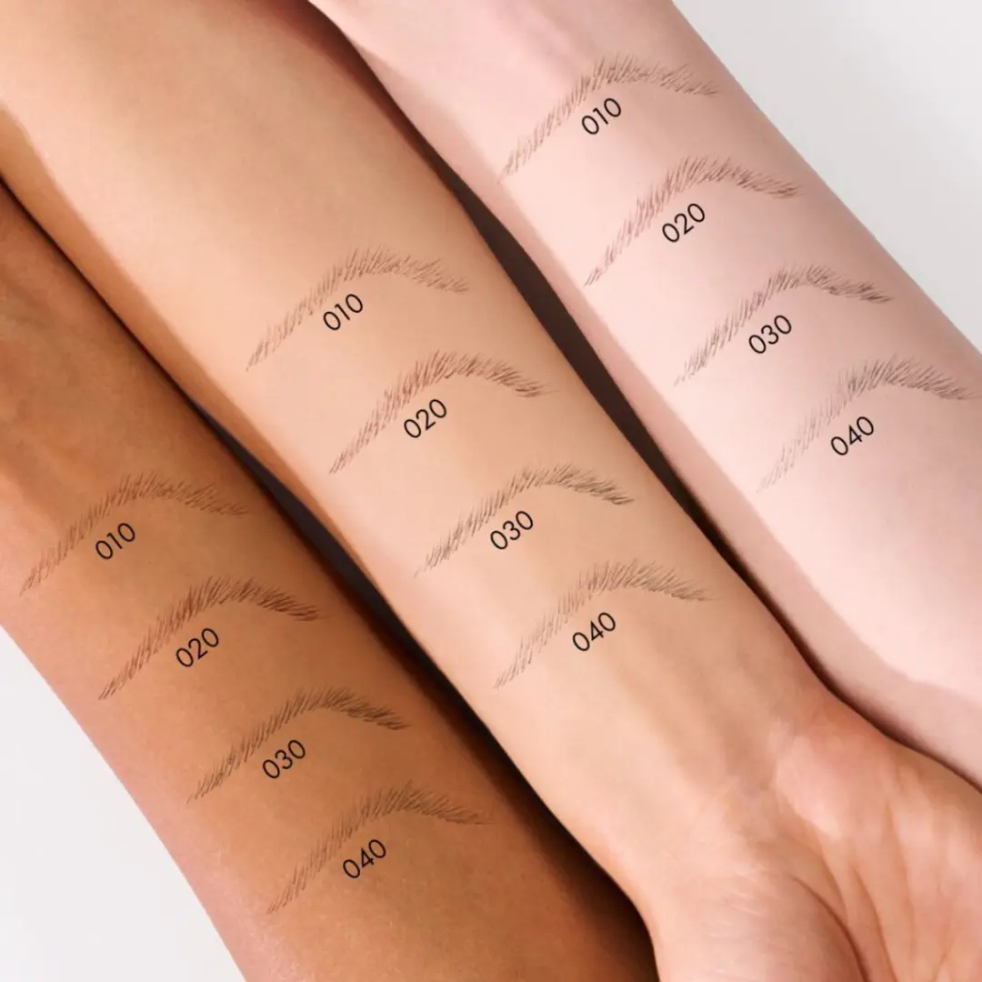 Catrice Micro Blade Waterdichte Wenkbrauwpotlood 40 Bold Espresso - afbeelding 3 van 5
