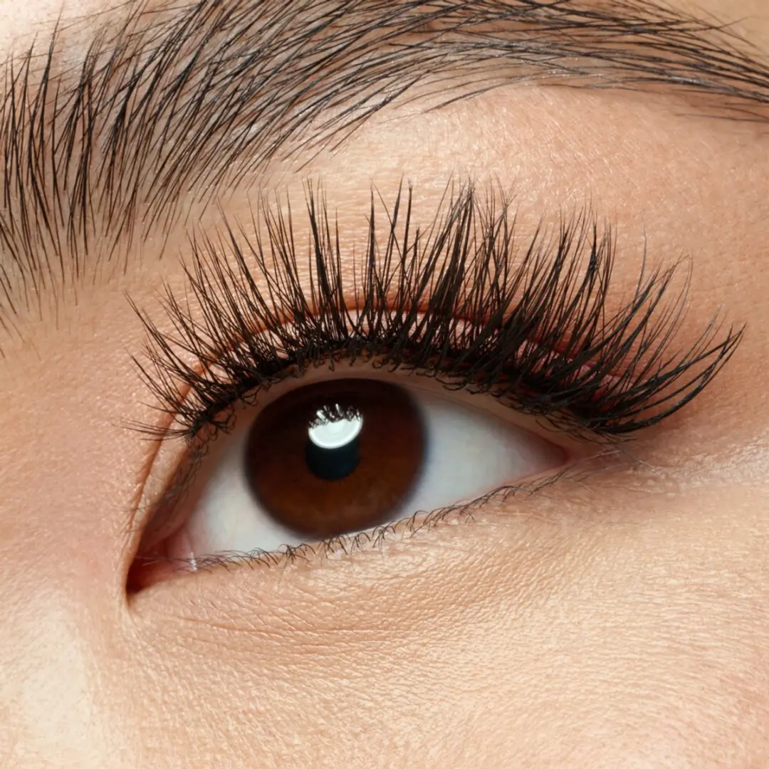 Essence What The Fake! False Lashes 02 Dramatic Curl - 1g - afbeelding 2 van 5