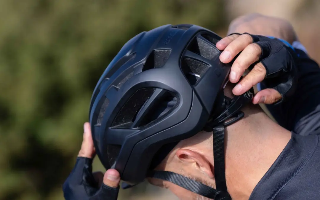 Rogelli Deiro Fietshelm - 30 Ventilatieopeningen - Zwart - afbeelding 6 van 6