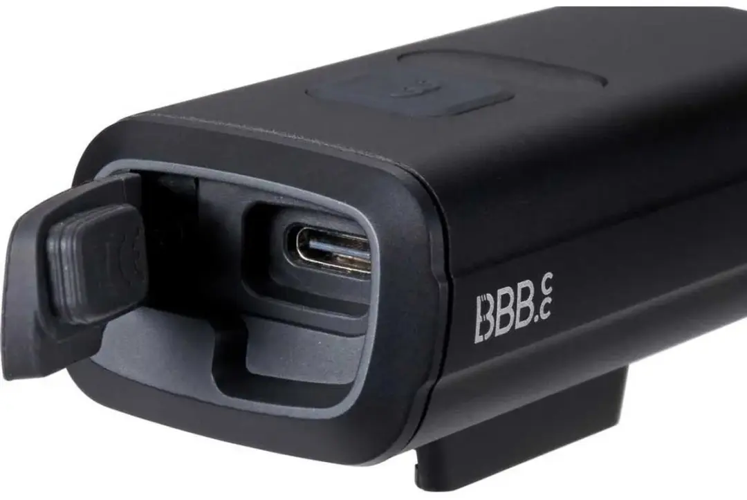 BBB NanoStrike 1000i Koplamp - 1000 Lumen - Zwart - afbeelding 3 van 3
