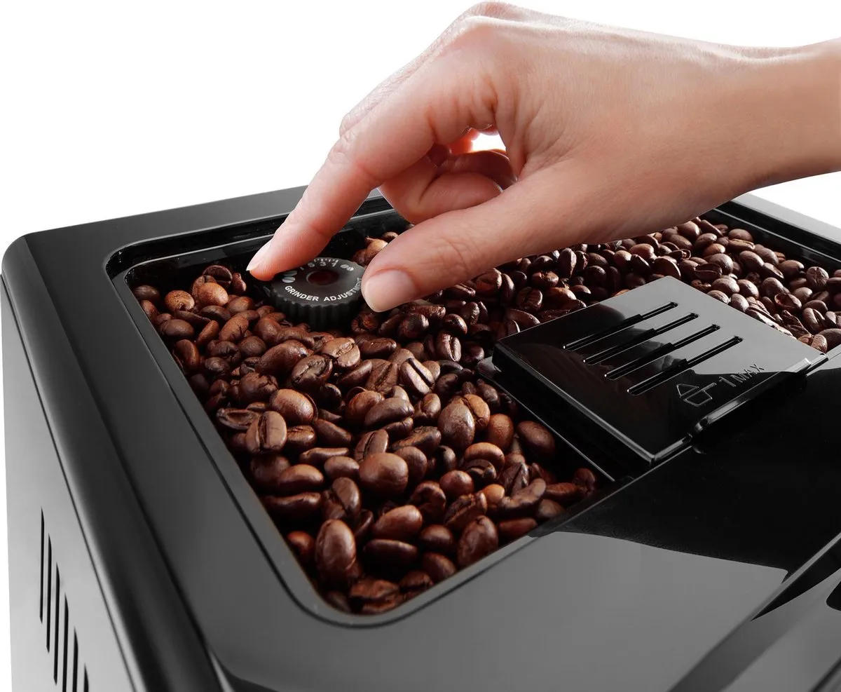 De'Longhi ECAM46.860.B Volautomatische Espressomachine - Zwart