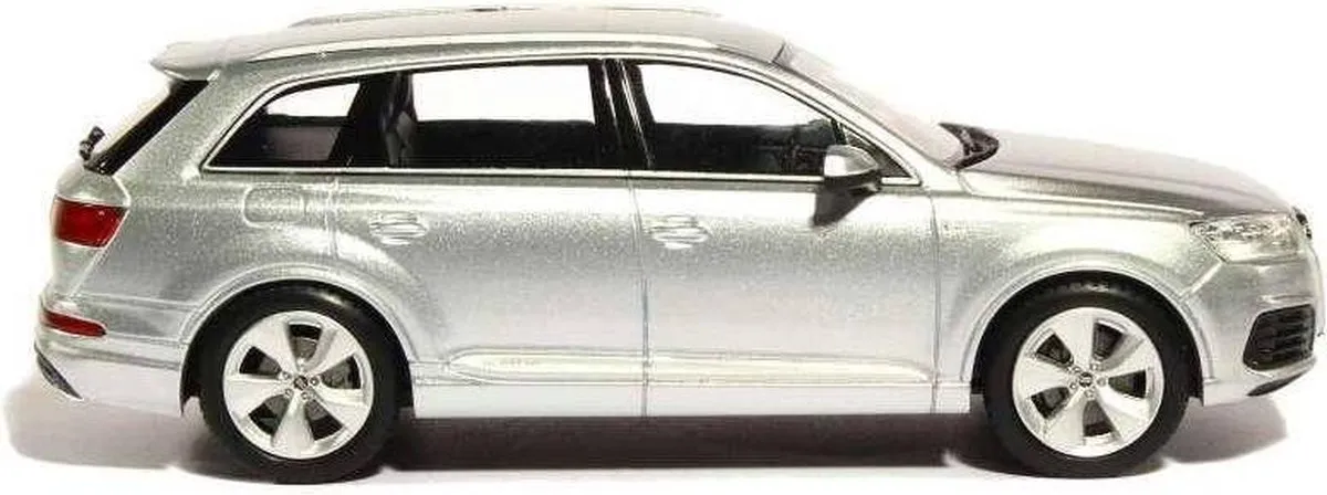 Audi Q7 1:43 Spark - Glacier White
