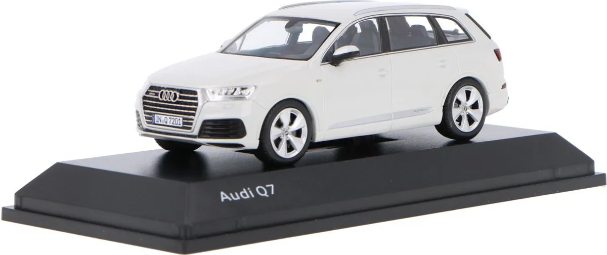 Audi Q7 1:43 Spark