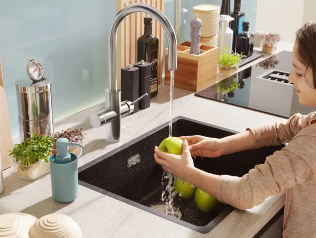 Franke Maris Touch Kokendwaterkraan 2100W - RVS - 1600702531 - afbeelding 5 van 6