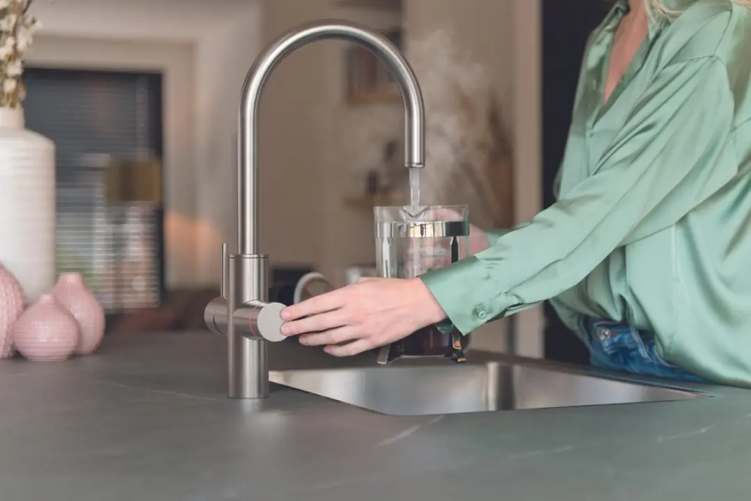 Franke Maris Touch Kokendwaterkraan 2100W - RVS - 1600702531 - afbeelding 4 van 6