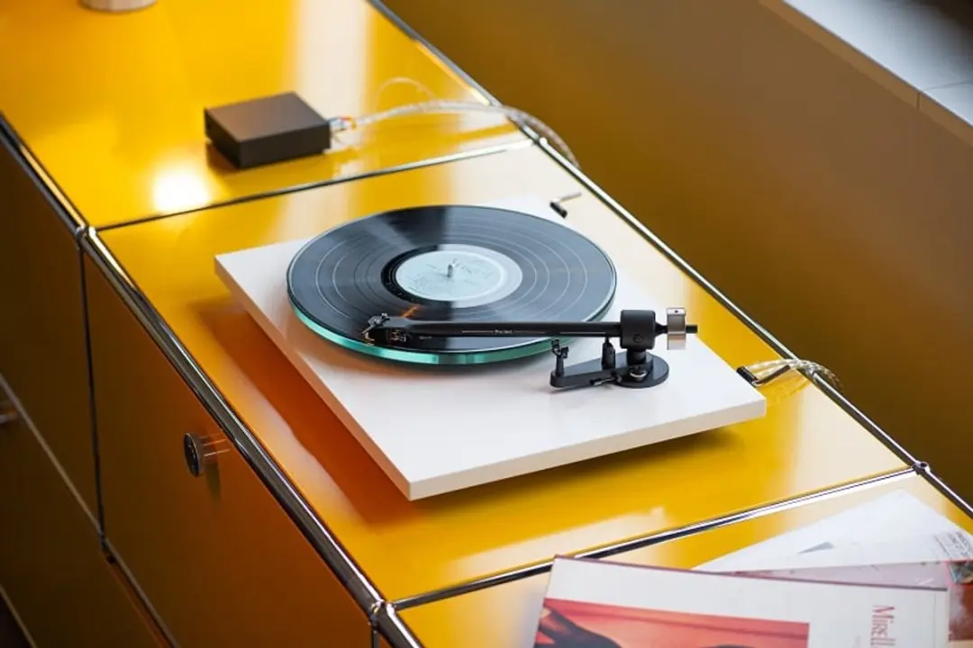 Pro-Ject T2 Super Phono - Satin White - afbeelding 2 van 6