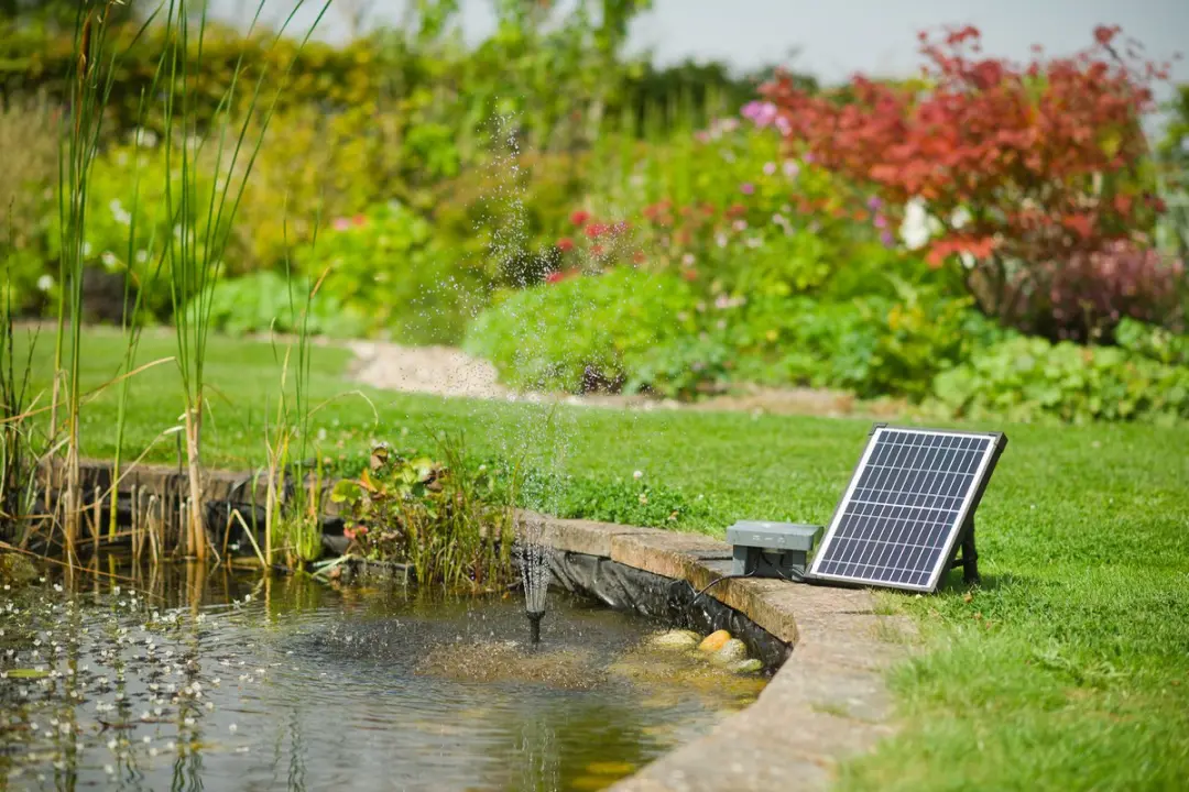 Ubbink SolarMax 600 Fonteinpomp - 700 l/h - Zonne-energie - afbeelding 3 van 4