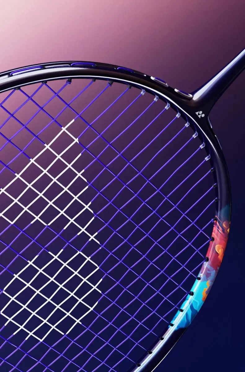 Yonex Nanoflare 700 PLAY Badmintonracket - Paars