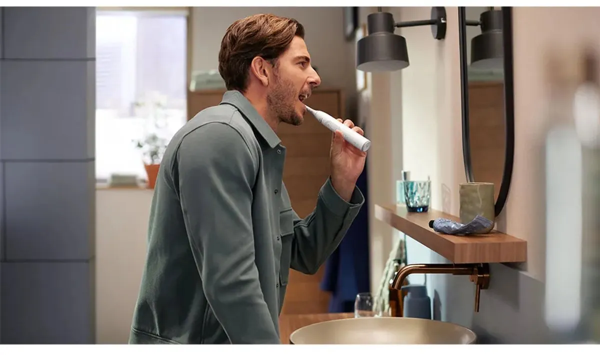 Philips Sonicare 6100 HX7410/02 Elektrische Tandenborstel - Wit - 2 Stuks - afbeelding 6 van 6