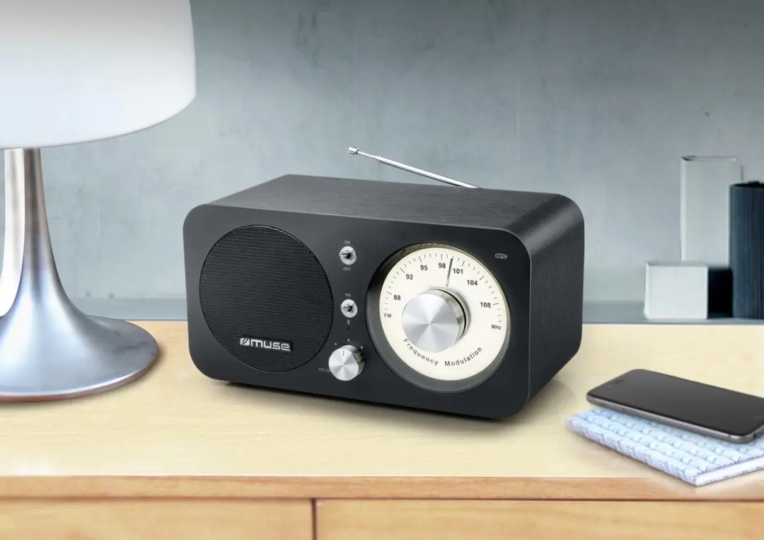 Muse M-095BT Klassieke Bluetooth Radio - 5W - Zwart
