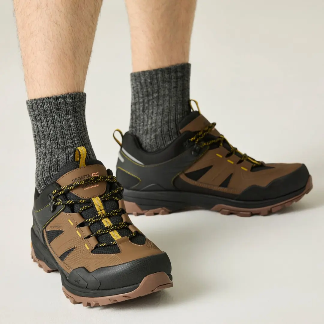 Regatta Regen Low Vibram Wandelschoenen - Bruin