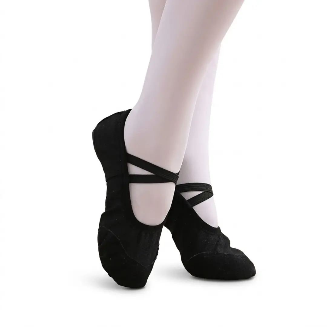 Zwarte balletschoenen dames en meisjes oefenschoenen instapmodel met gekruiste e