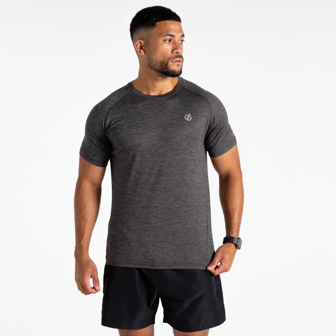 Dare 2B, Persist Heren Lichtgewicht Sportshirt met Korte Mouwen, Zwart, Maat S