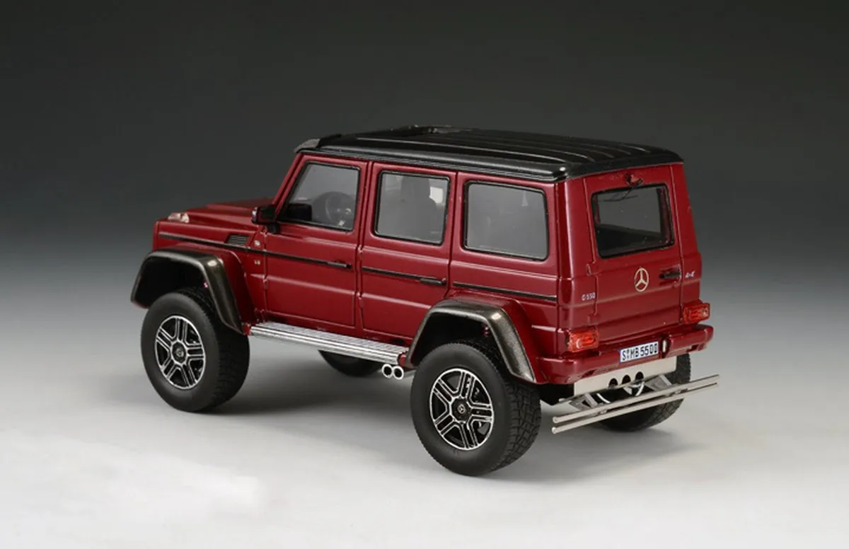 Mercedes-Benz G550 4×4² GLM-205705 Modelauto - 1:43 - Rood