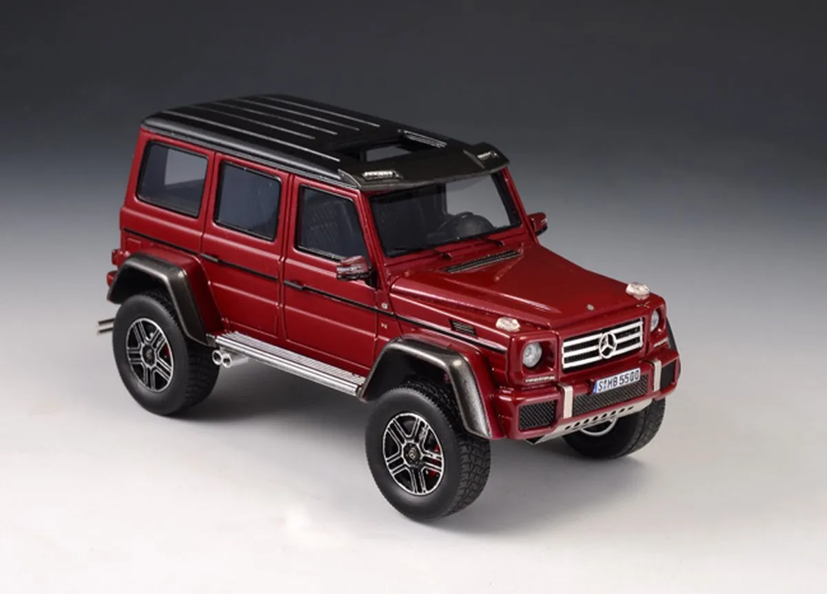 Mercedes-Benz G550 4×4² GLM-205705 Modelauto - 1:43 - Rood