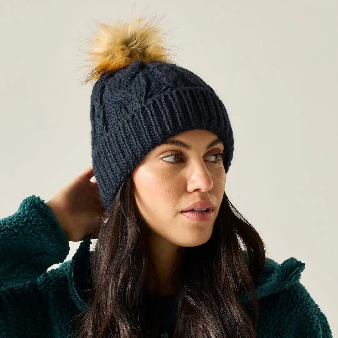 Lovella Hat VI