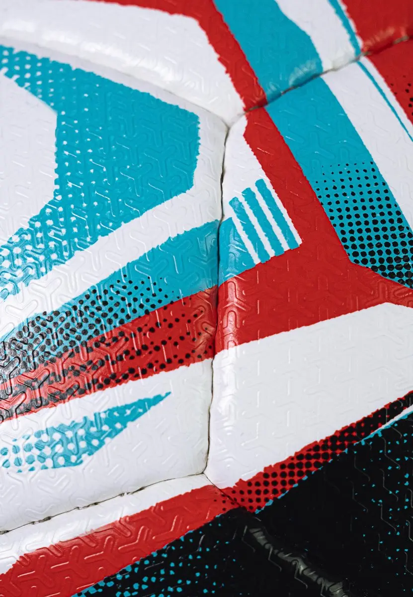 Reusch Football Attrakt Infinity Voetbal 5 - wit-rood - afbeelding 2 van 6
