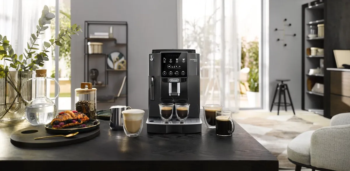 De'Longhi Magnifica ECAM220.22.GB Volautomatische Espressomachine - Zwart