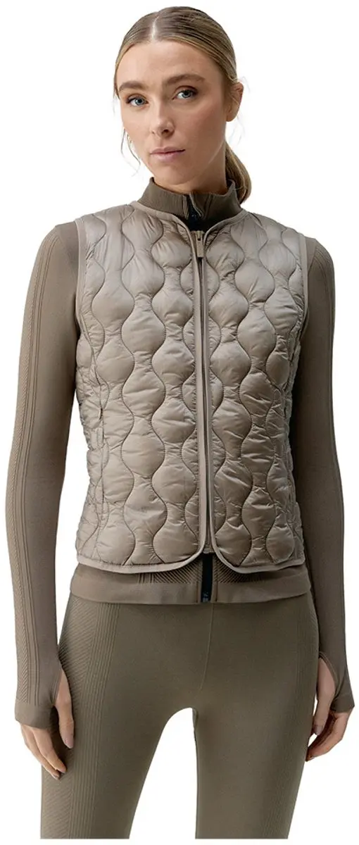 Born Living Yoga Kenal Vest