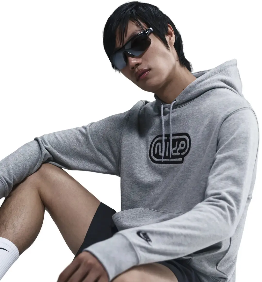 Nike Sportswear Club French Terry Graphic