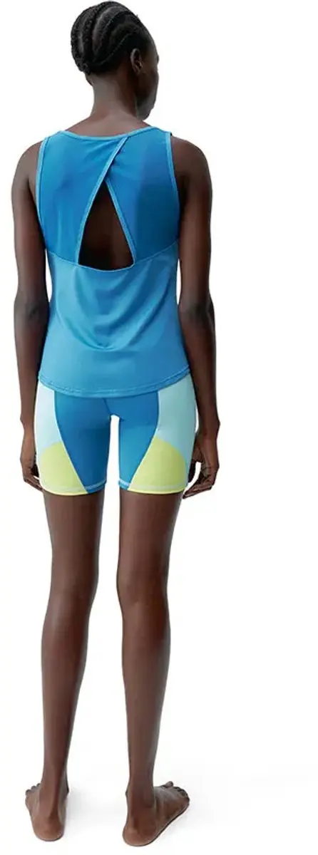 Born Living Yoga Daila Mouwloos T-shirt - XS - Celadon Blue