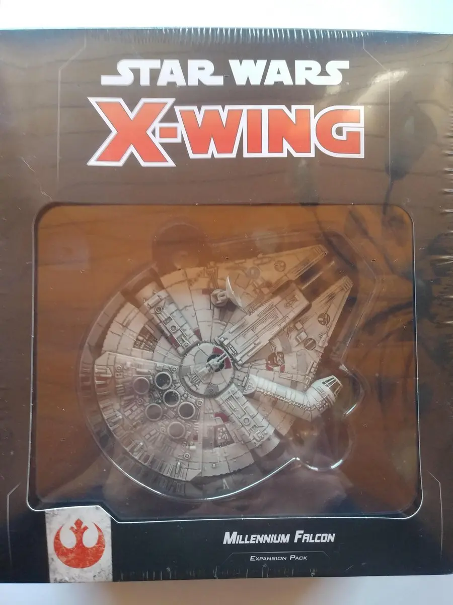 Asmodee Star Wars X-wing 2.0 Millennium Falcon