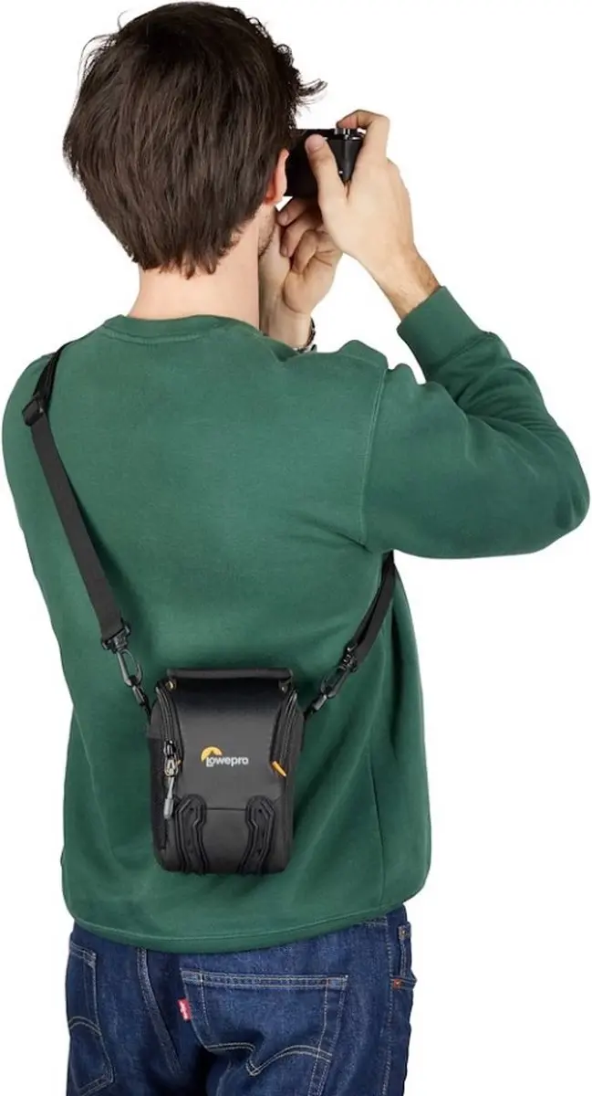 Lowepro SH 115 III Schoudercameratas - 1L - 2 Vakken - Zwart