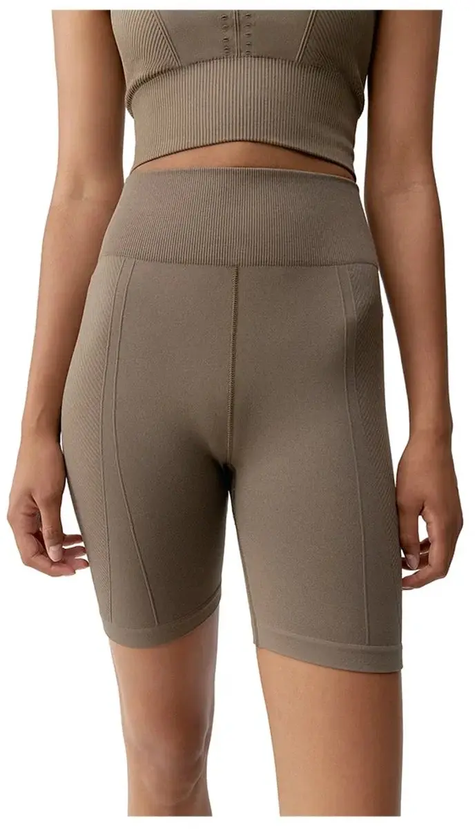 Born Living Yoga India Korte Broek Bruin S Vrouw