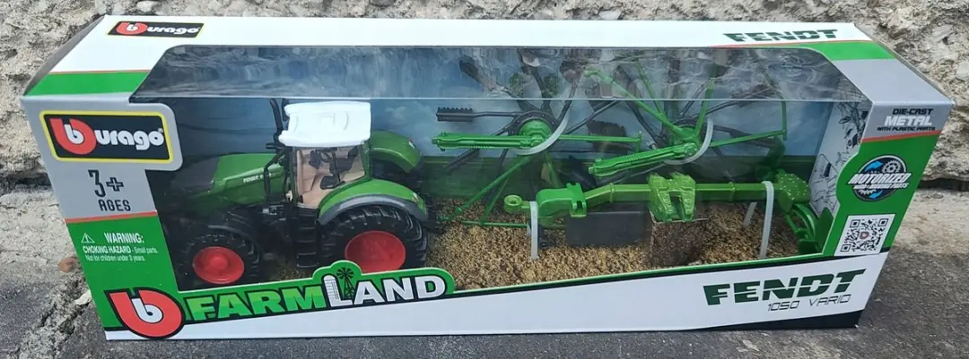 Bburago Fendt 1050 Vario Tractor 18-31665 - Metalen Speelgoed - Rood/Wit/Zwart/ Groen - afbeelding 2 van 4