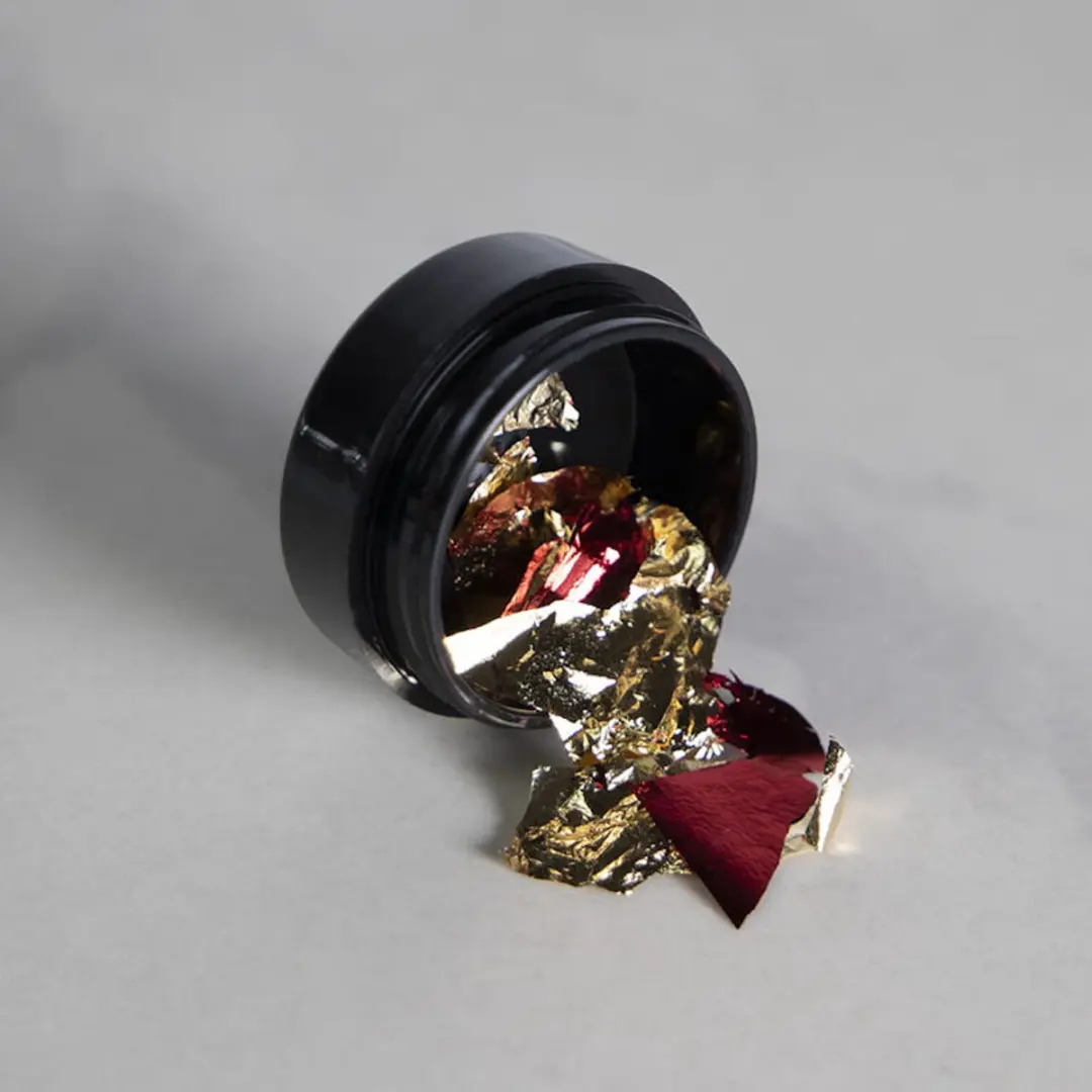 Cosmetics Zone Nageldecoratie Flakes Rood-Goud 7ml.*