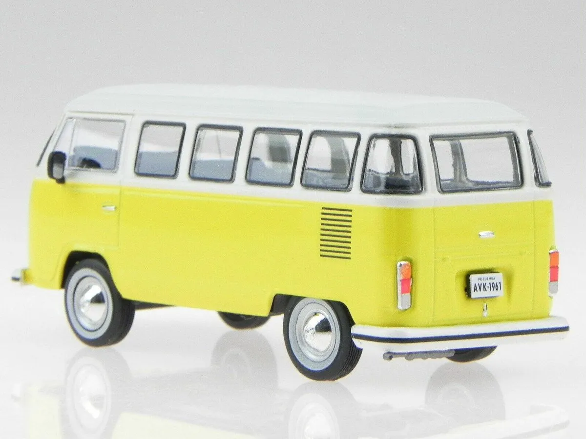 Volkswagen Type 2 Kombi 1976 Triple 9 Collection - 1:43 - Geel