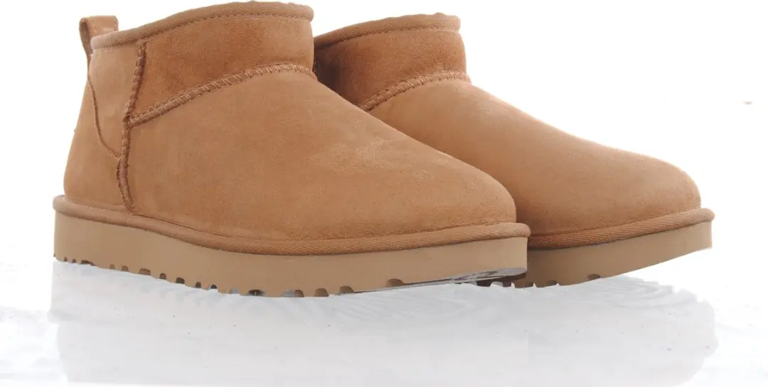 UGG Classic Ultra Mini Boot - Maat 46 - Chestnut