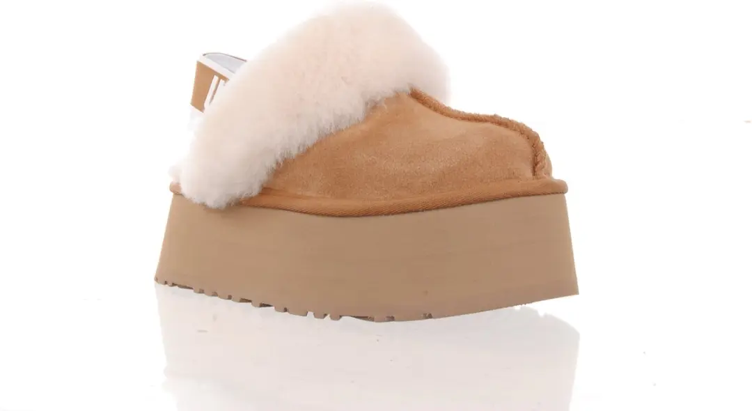 UGG Funkette Schoen - Maat 38 - Zwart