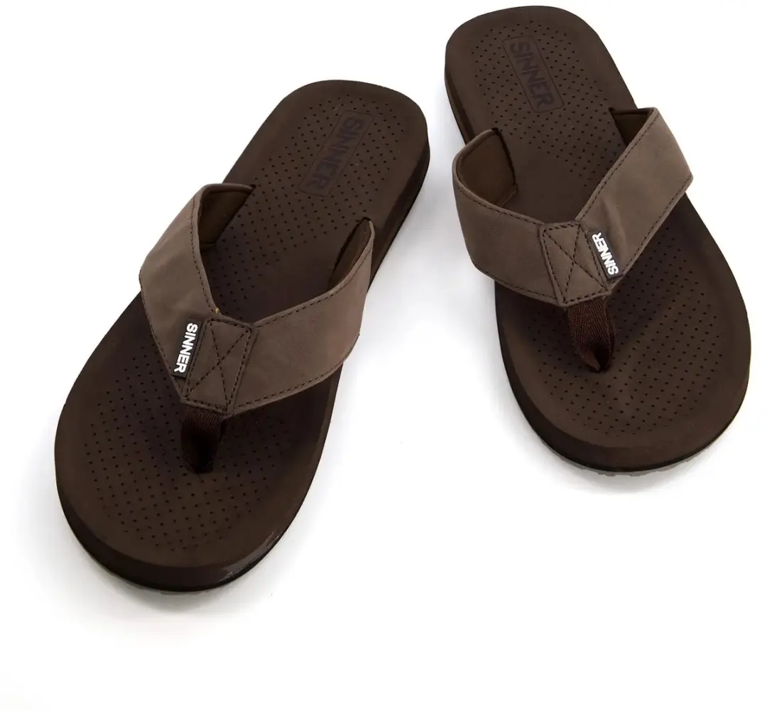 SINNER Makaha II Teenslipper - Maat 45 - Bruin