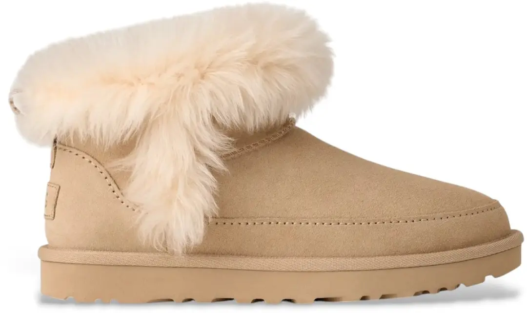 UGG Classic Ultra Mini Chalet Boot