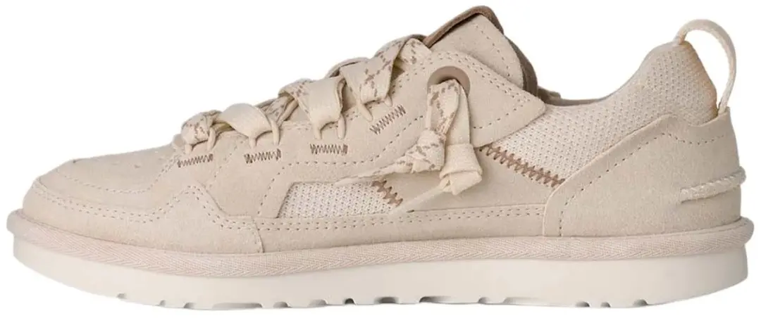 UGG Minimel Sportschoenen - Beige - Maat 39