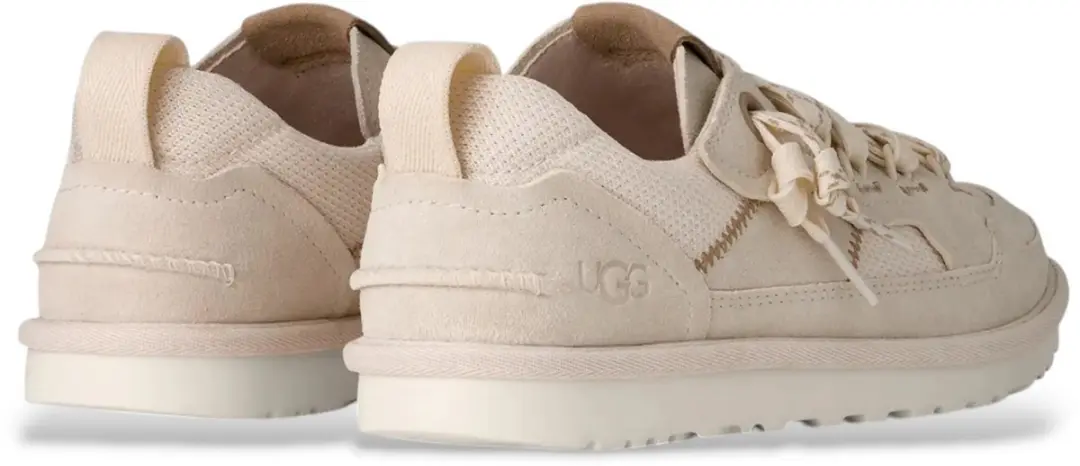 UGG Minimel Sportschoenen - Beige - Maat 39