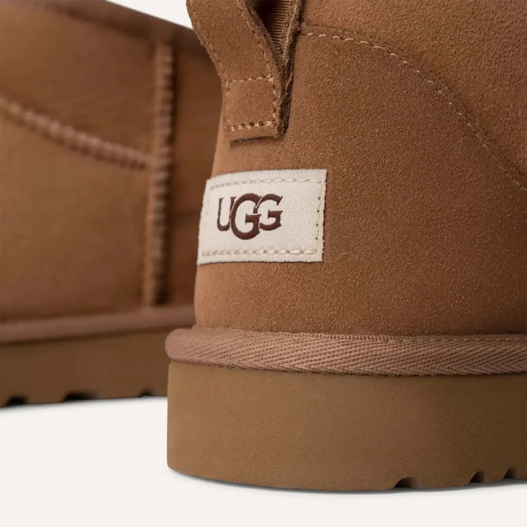 UGG Classic Ultra Mini Boot - Maat 41 - Chestnut