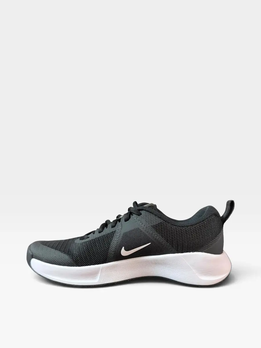 Nike MC Trainer 3 Dames Cross-training Schoenen - Zwart/Wit - afbeelding 2 van 3